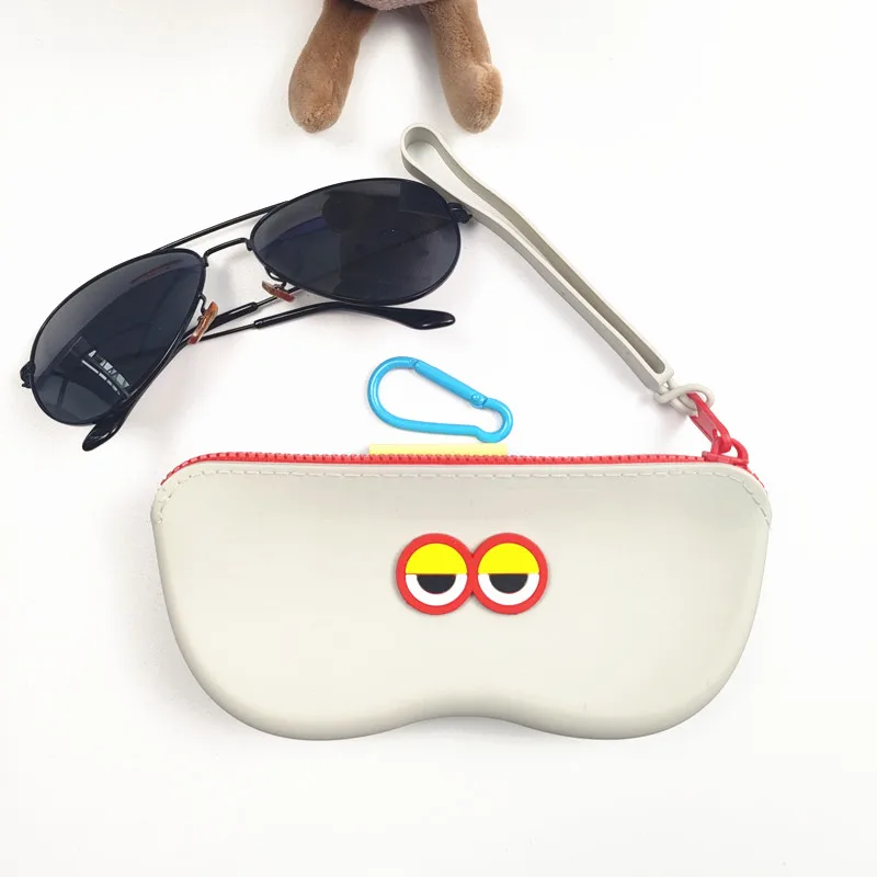 حافظة نظارات سيليكون محمولة جد - مراجعة Travel Accessories In Store وسعره