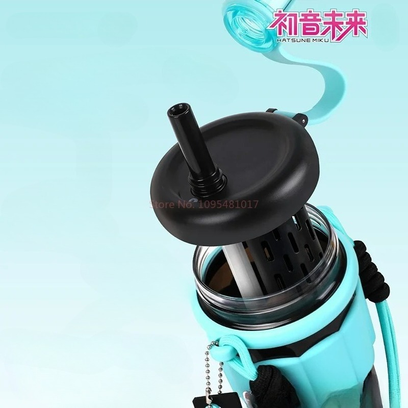 كوب ماء رياضي للسفر بتصميم هات - مراجعة Travel Accessories Gift Set وسعره